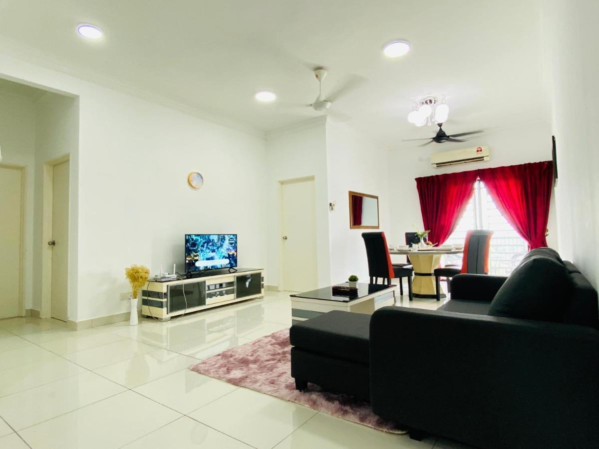 Cozy 1-10 Pax 4Qbeds 2Sbeds Shah Alam Sec7, I-City Екстер'єр фото
